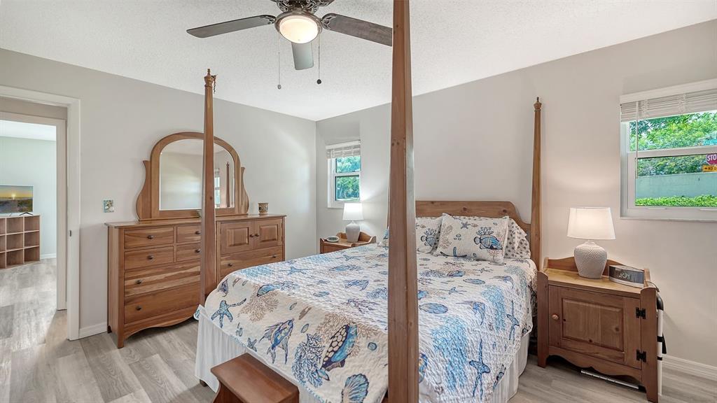2902 CAPTIVA GARDENS DRIVE UNI