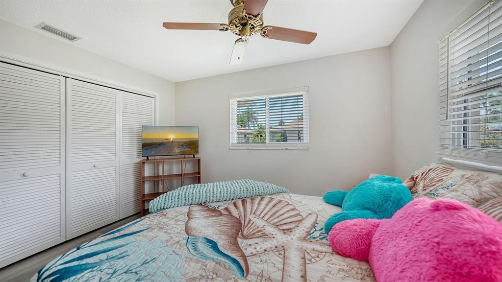 2902 CAPTIVA GARDENS DRIVE UNI