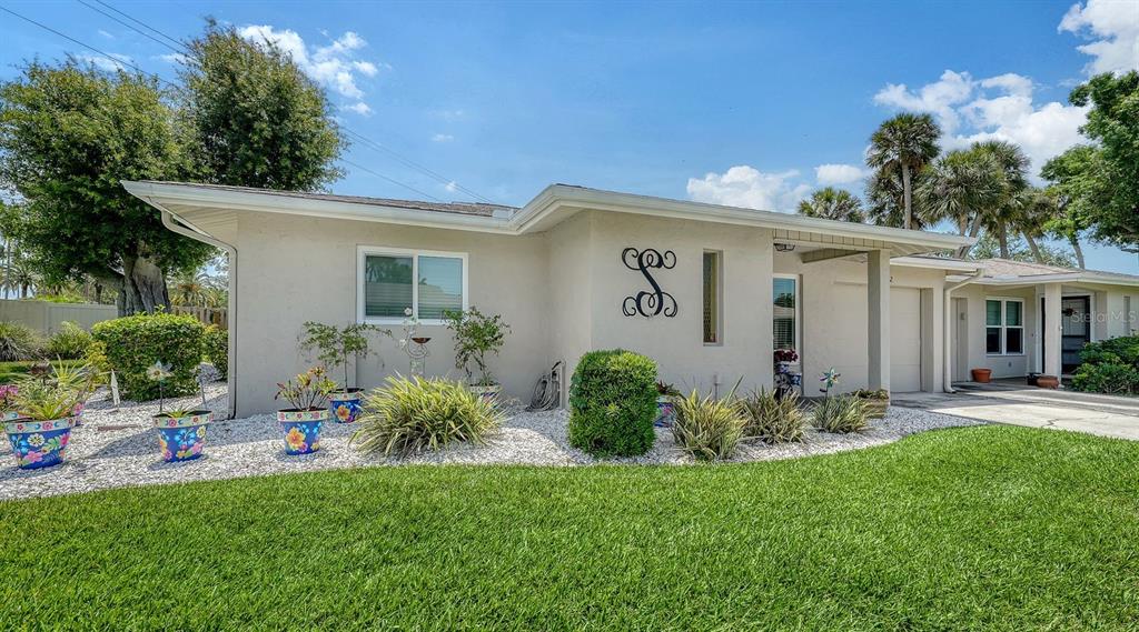 2902 CAPTIVA GARDENS DRIVE UNI
