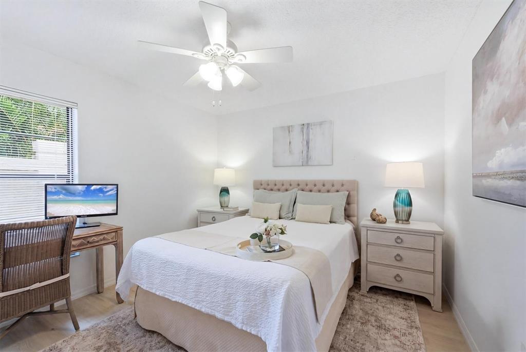 216 CARRIAGE HOUSE LANE UNIT 2