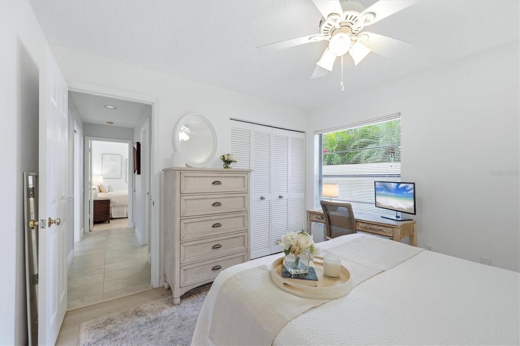 216 CARRIAGE HOUSE LANE UNIT 2