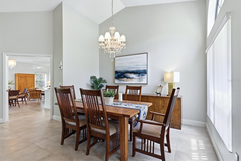216 CARRIAGE HOUSE LANE UNIT 2