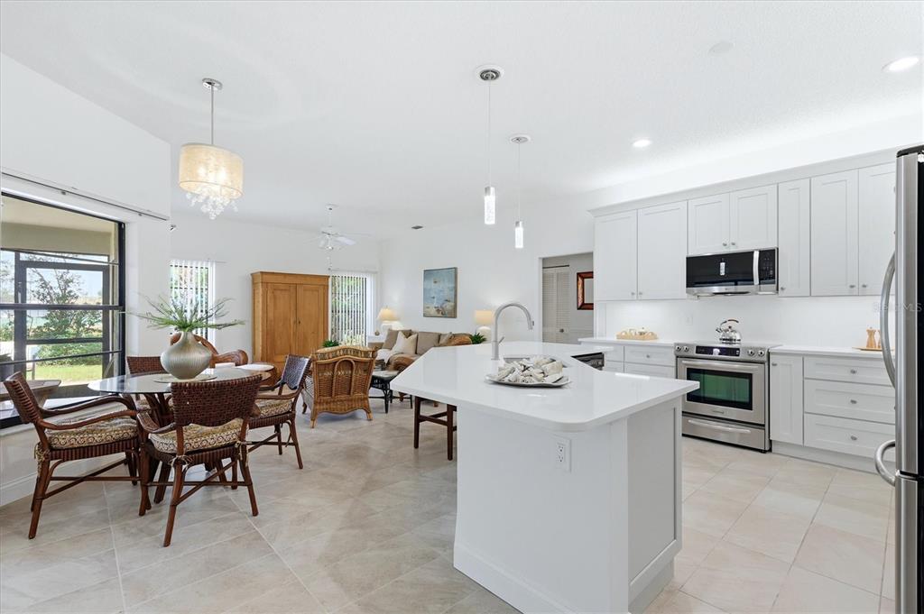 216 CARRIAGE HOUSE LANE UNIT 2