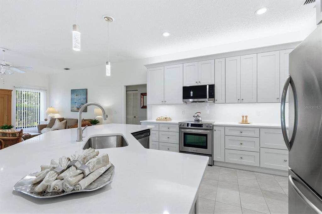 216 CARRIAGE HOUSE LANE UNIT 2