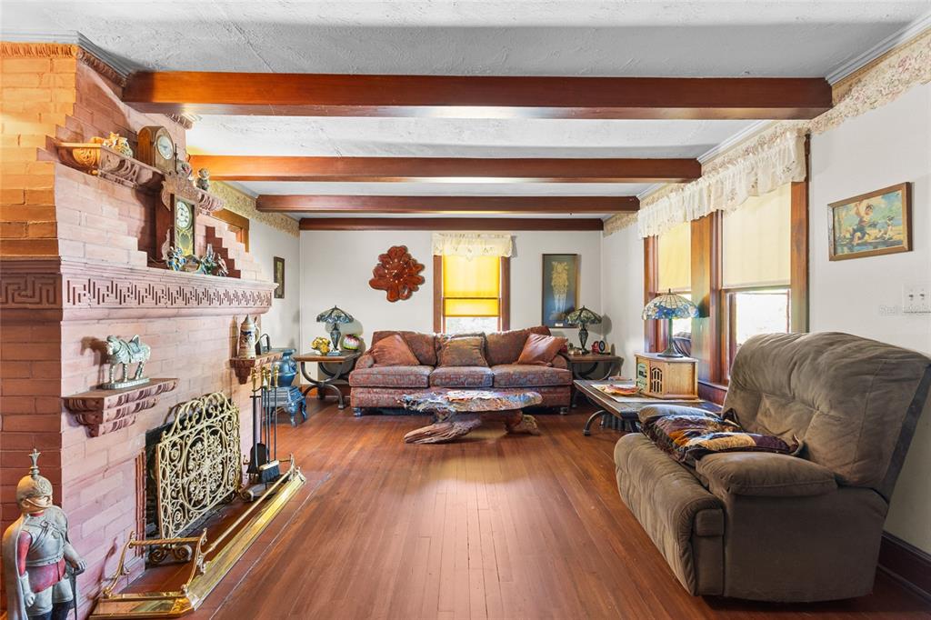 117 TUCKER AVENUE