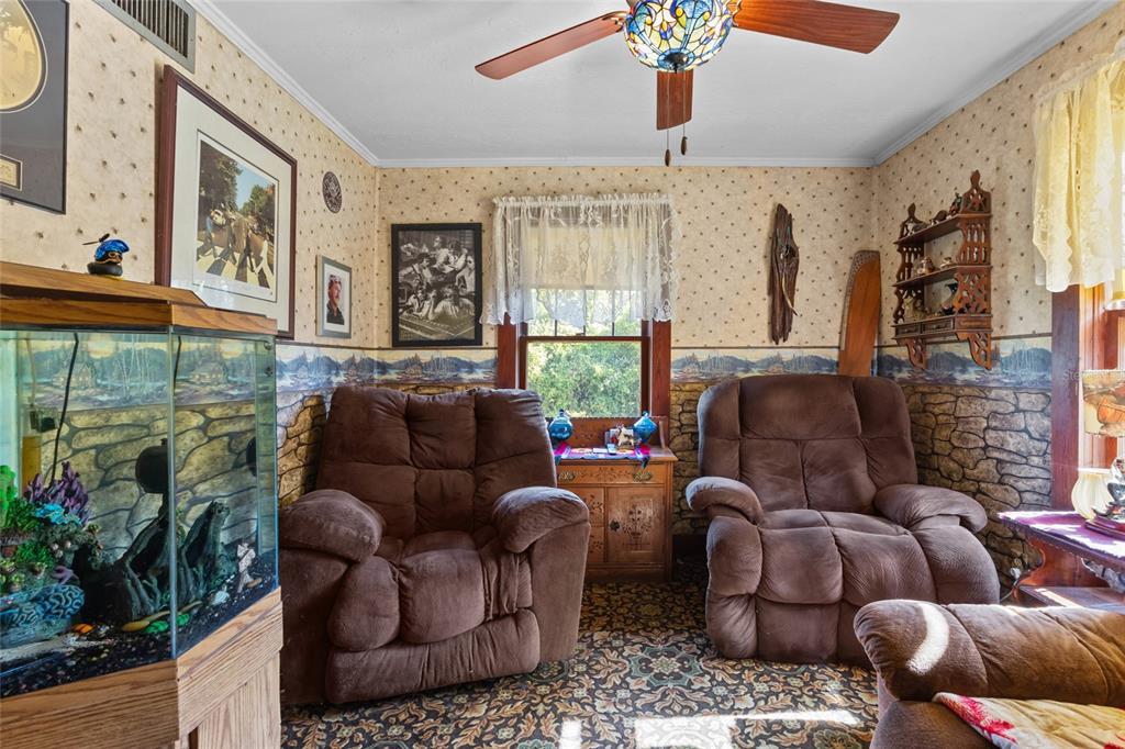117 TUCKER AVENUE