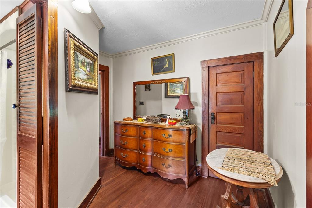 117 TUCKER AVENUE