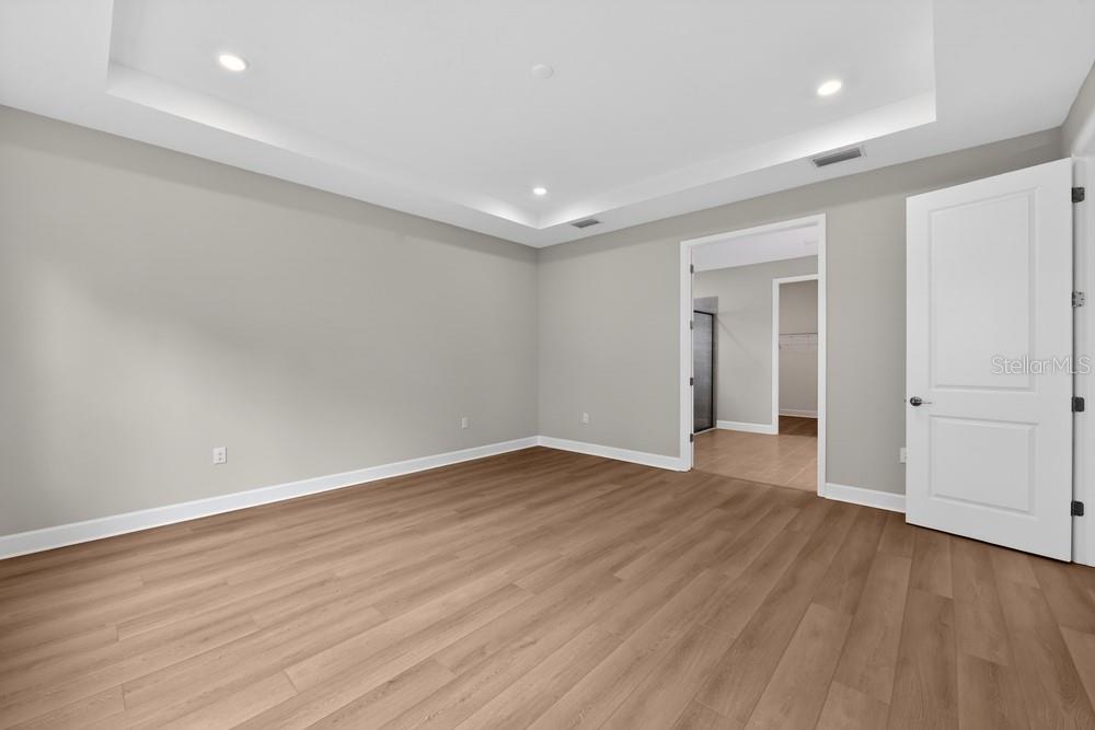 6913 PRAIRIE OAK WAY
