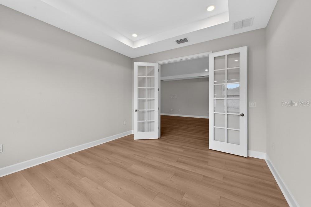 6913 PRAIRIE OAK WAY
