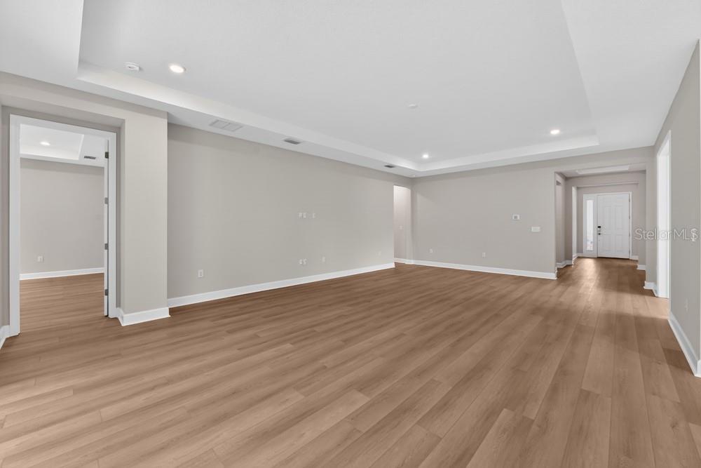 6913 PRAIRIE OAK WAY