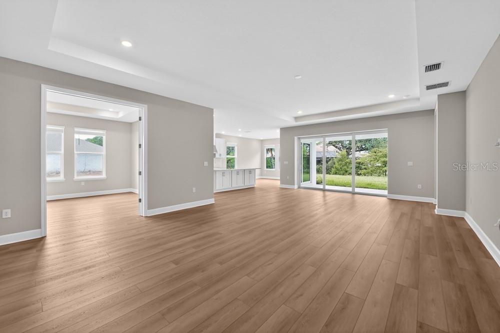 6913 PRAIRIE OAK WAY