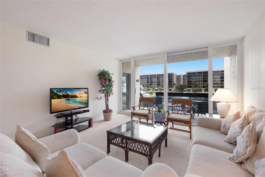 1095 GULF OF MEXICO DRIVE UNIT