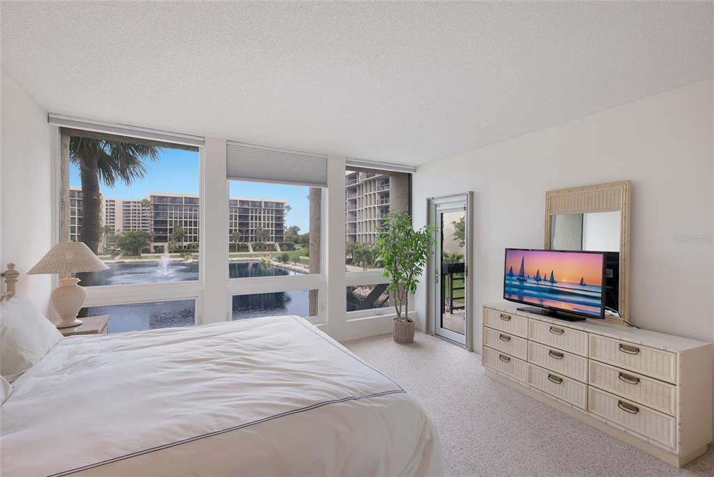 1095 GULF OF MEXICO DRIVE UNIT