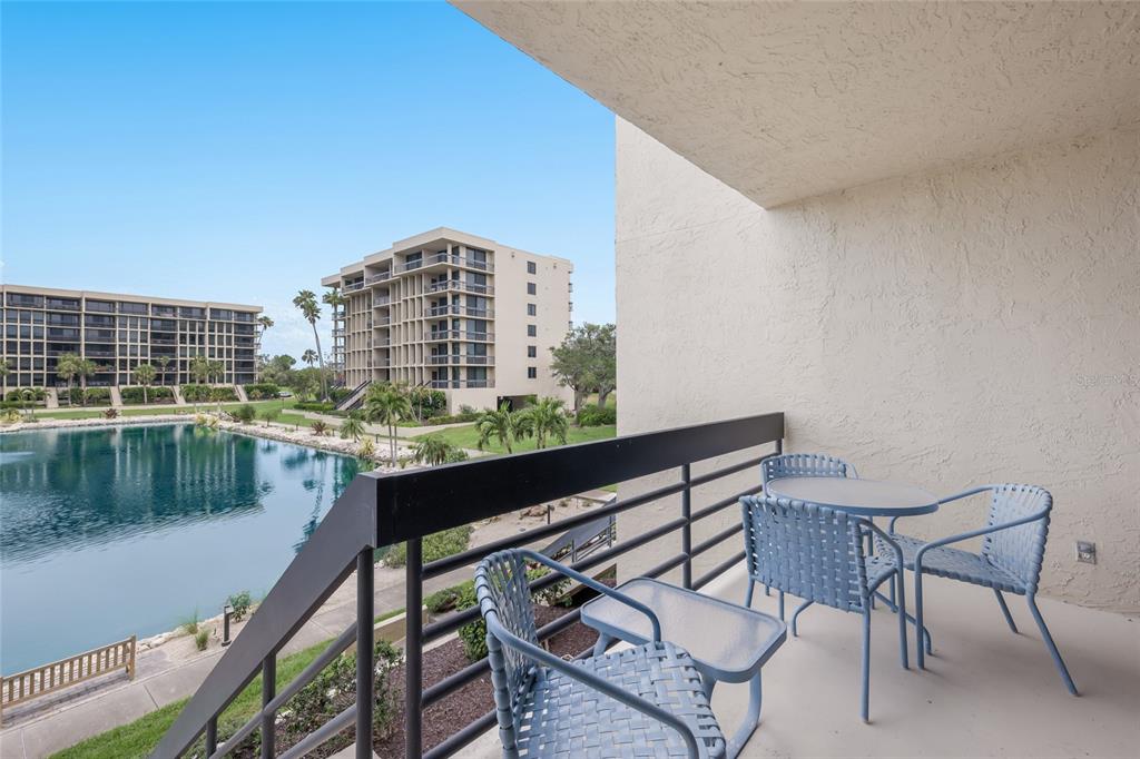 1095 GULF OF MEXICO DRIVE UNIT