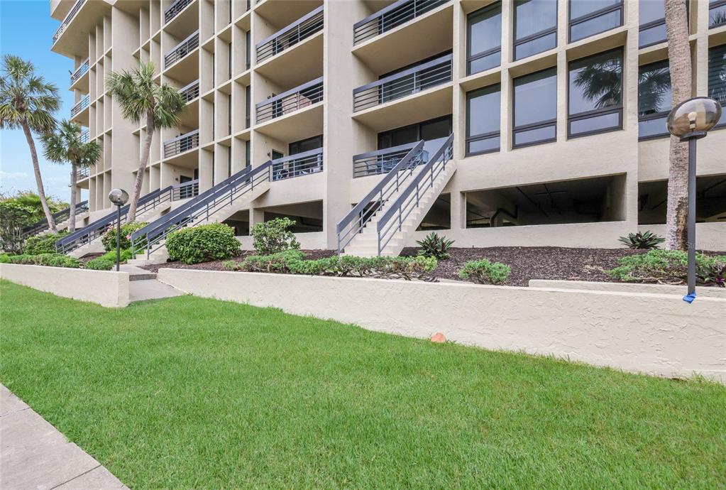 1095 GULF OF MEXICO DRIVE UNIT