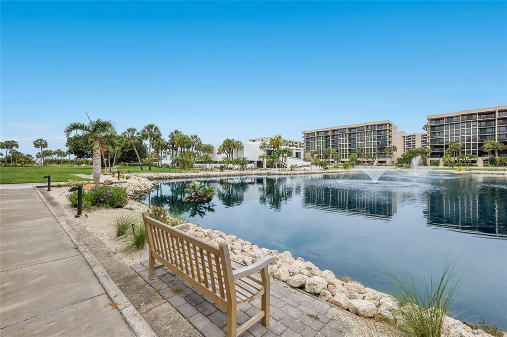 1095 GULF OF MEXICO DRIVE UNIT