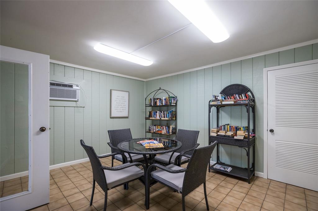 1095 GULF OF MEXICO DRIVE UNIT