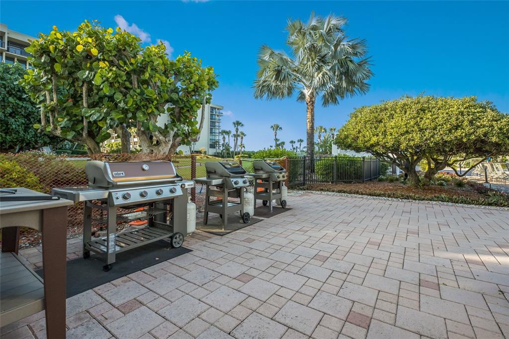 1095 GULF OF MEXICO DRIVE UNIT