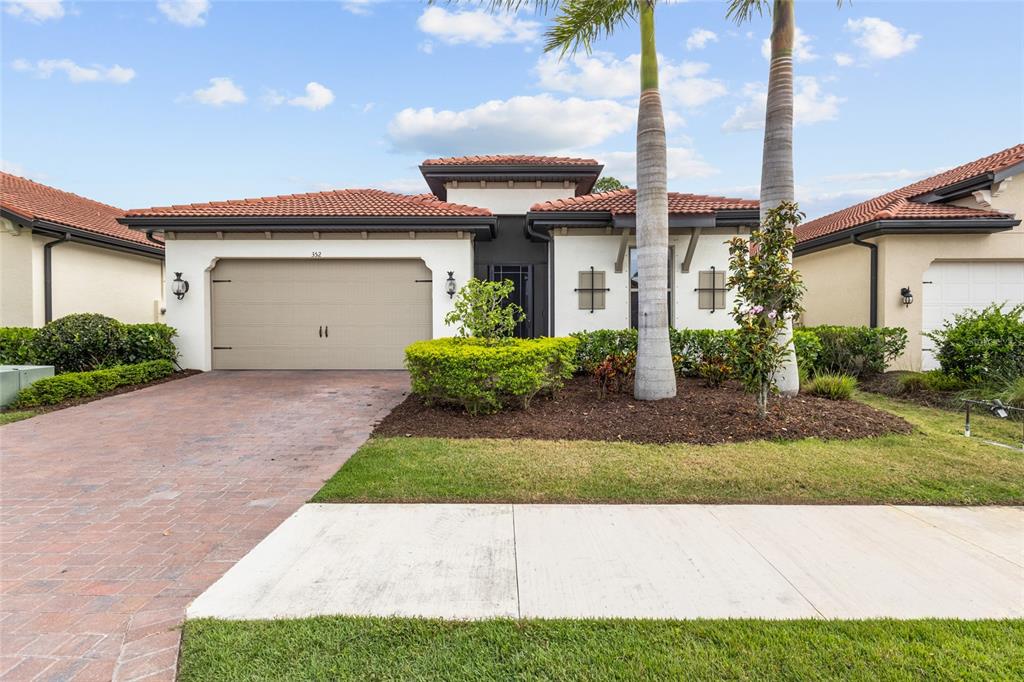352 TOSCAVILLA BOULEVARD
