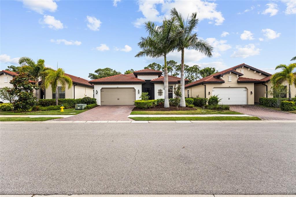 352 TOSCAVILLA BOULEVARD