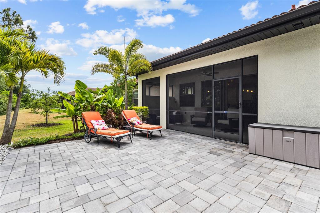 352 TOSCAVILLA BOULEVARD