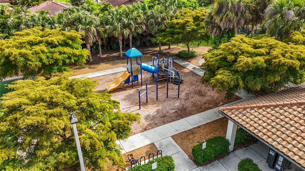 352 TOSCAVILLA BOULEVARD