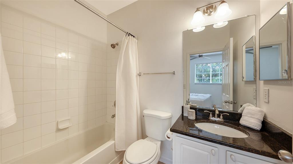 5001 BARALDI CIRCLE UNIT 22-20