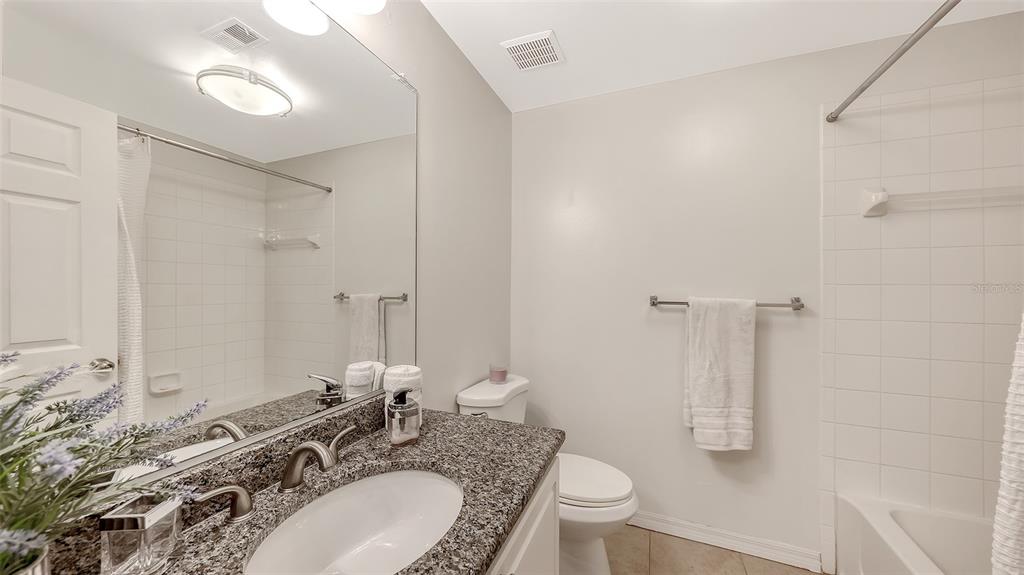 5001 BARALDI CIRCLE UNIT 22-20