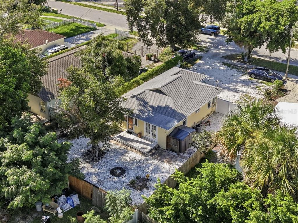 2048 5TH STREET