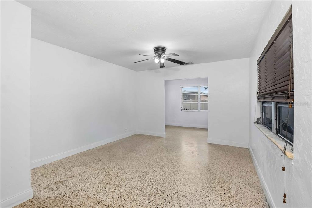 1909 BUCCANEER DRIVE