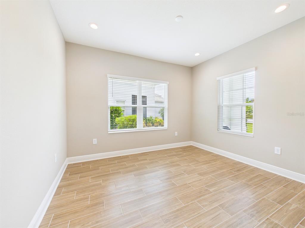10012 LAKE WALES CIRCLE