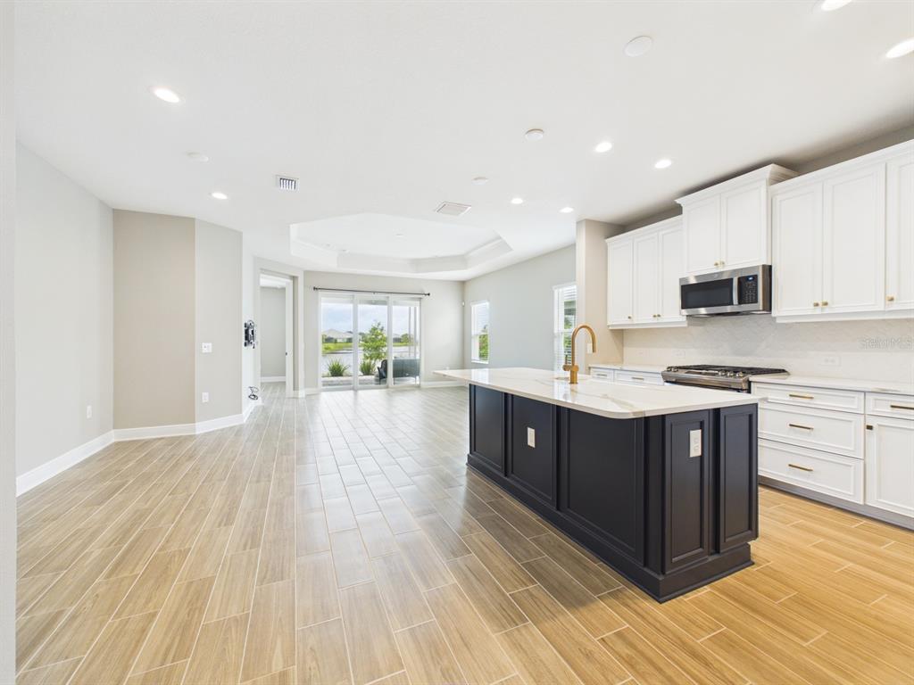 10012 LAKE WALES CIRCLE