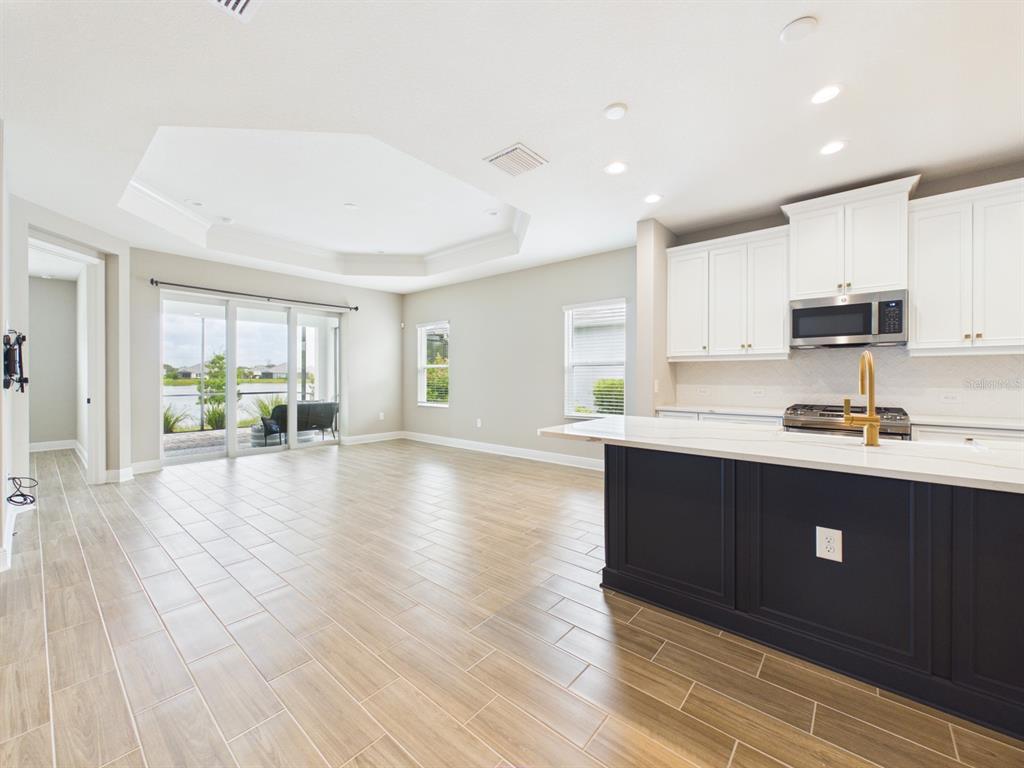 10012 LAKE WALES CIRCLE