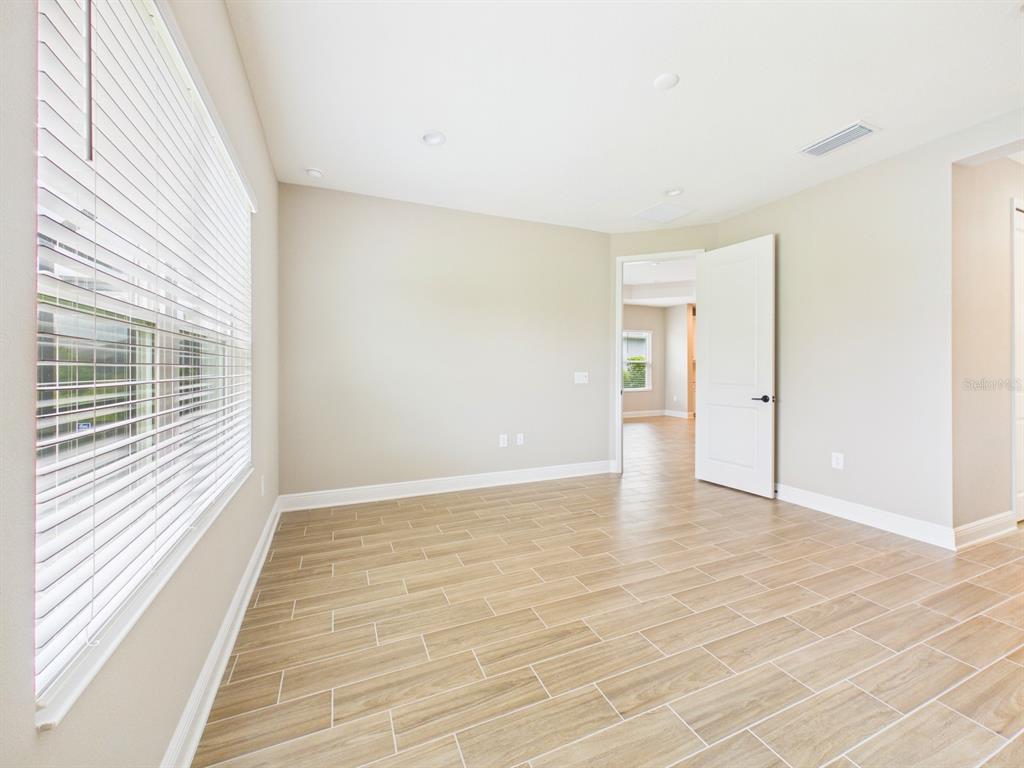 10012 LAKE WALES CIRCLE