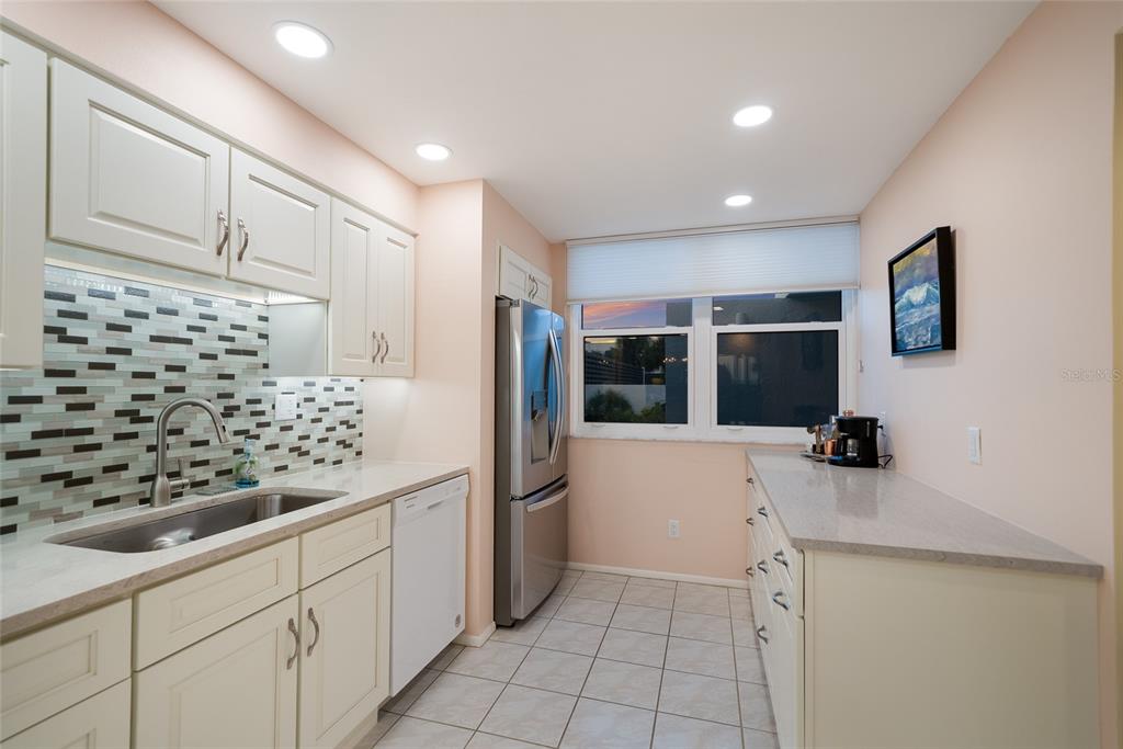 713 BAYPORT WAY UNIT 713