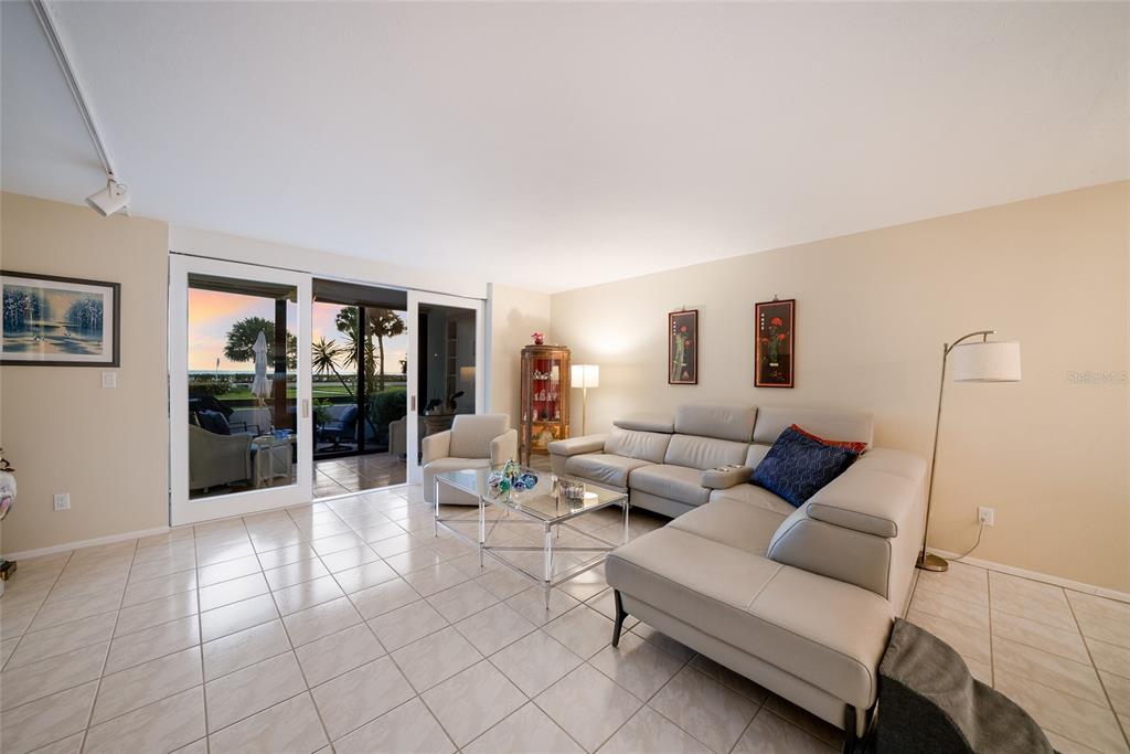 713 BAYPORT WAY UNIT 713
