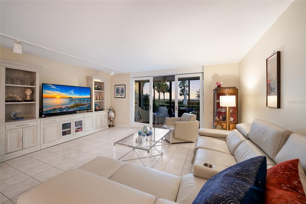 713 BAYPORT WAY UNIT 713
