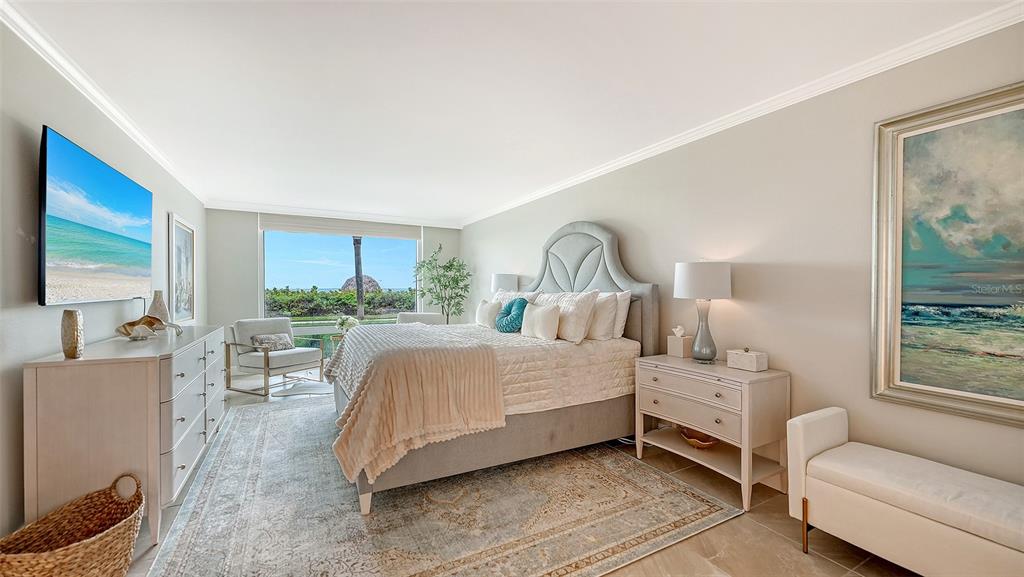 2425 GULF OF MEXICO DRIVE UNIT