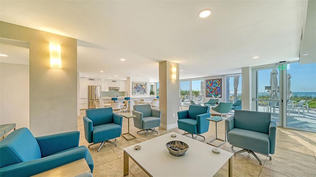 2425 GULF OF MEXICO DRIVE UNIT