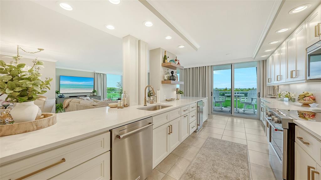 2425 GULF OF MEXICO DRIVE UNIT