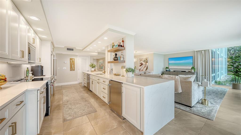 2425 GULF OF MEXICO DRIVE UNIT