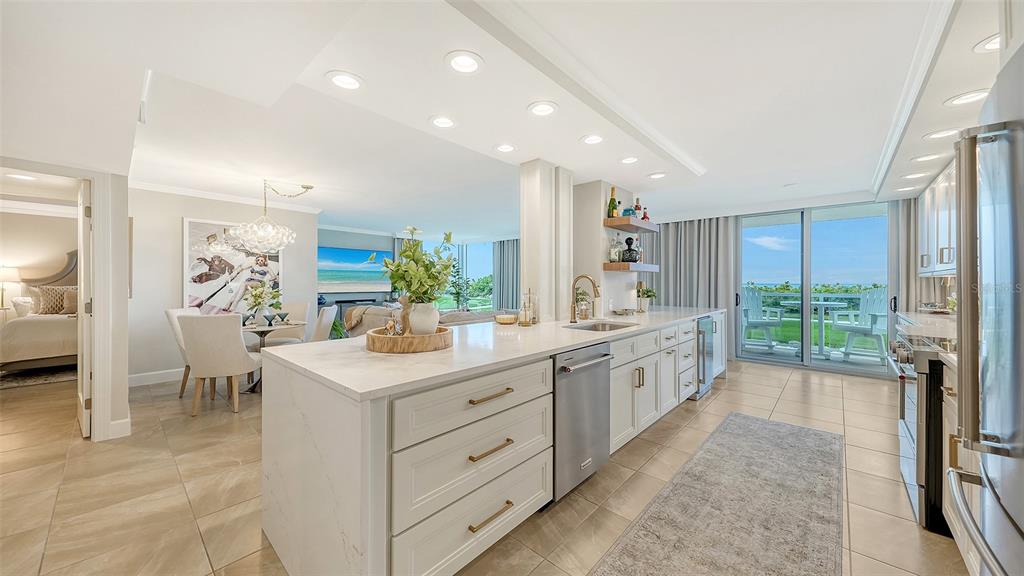 2425 GULF OF MEXICO DRIVE UNIT