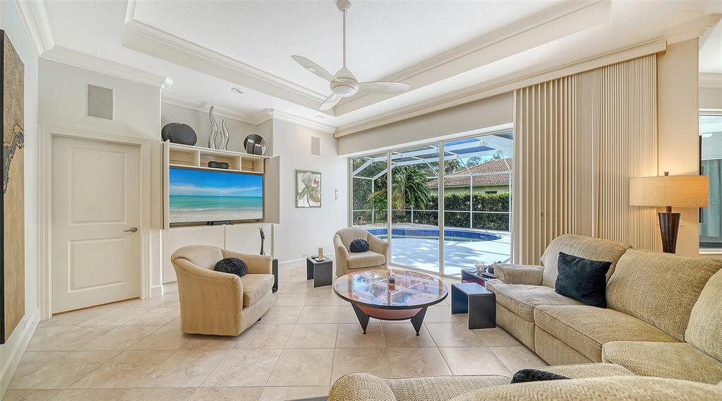 5325 ANTHONY LANE
