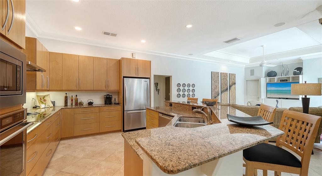 5325 ANTHONY LANE