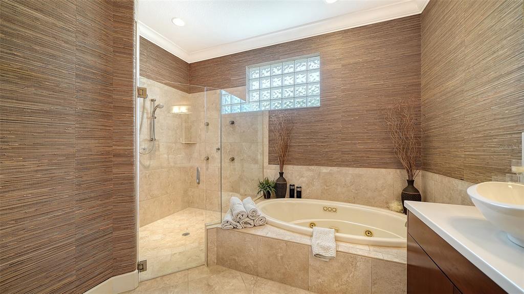 5325 ANTHONY LANE