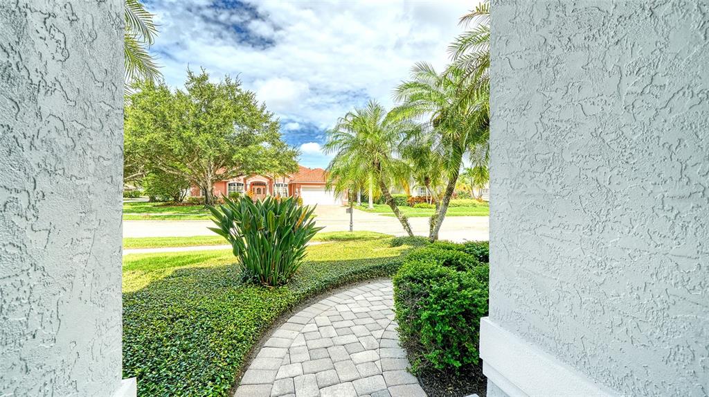 5325 ANTHONY LANE