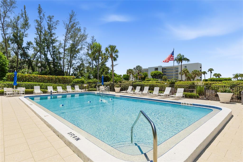 3240 GULF OF MEXICO DRIVE UNIT