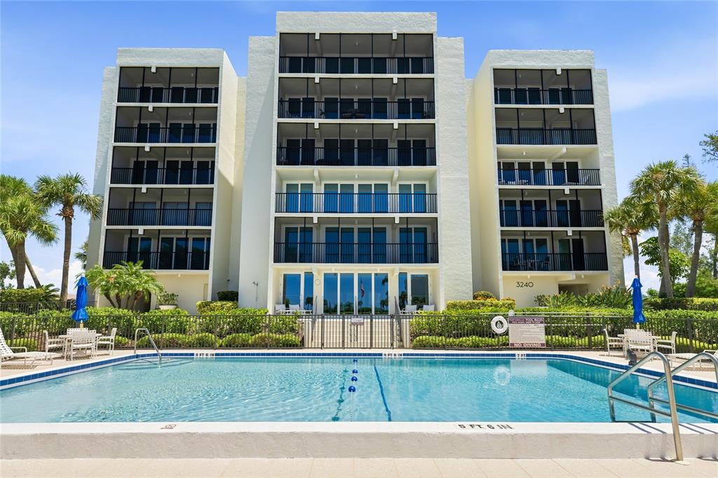 3240 GULF OF MEXICO DRIVE UNIT