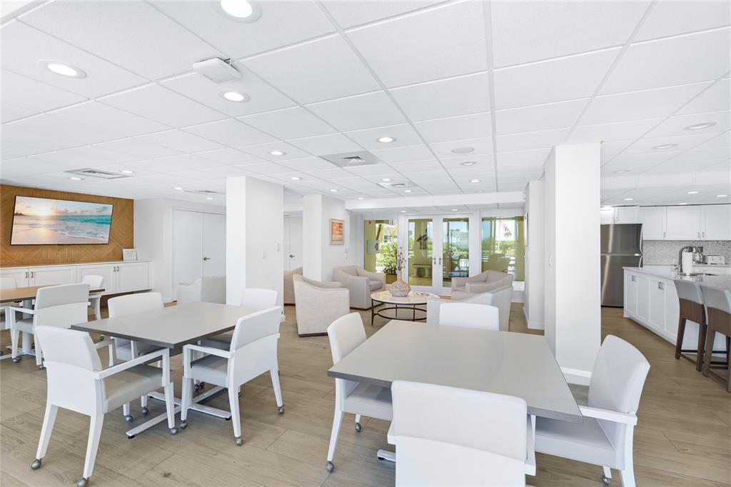3240 GULF OF MEXICO DRIVE UNIT