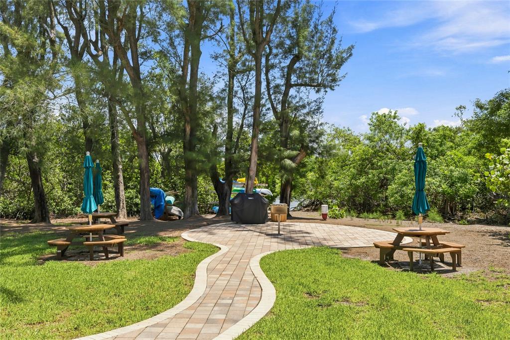 3240 GULF OF MEXICO DRIVE UNIT